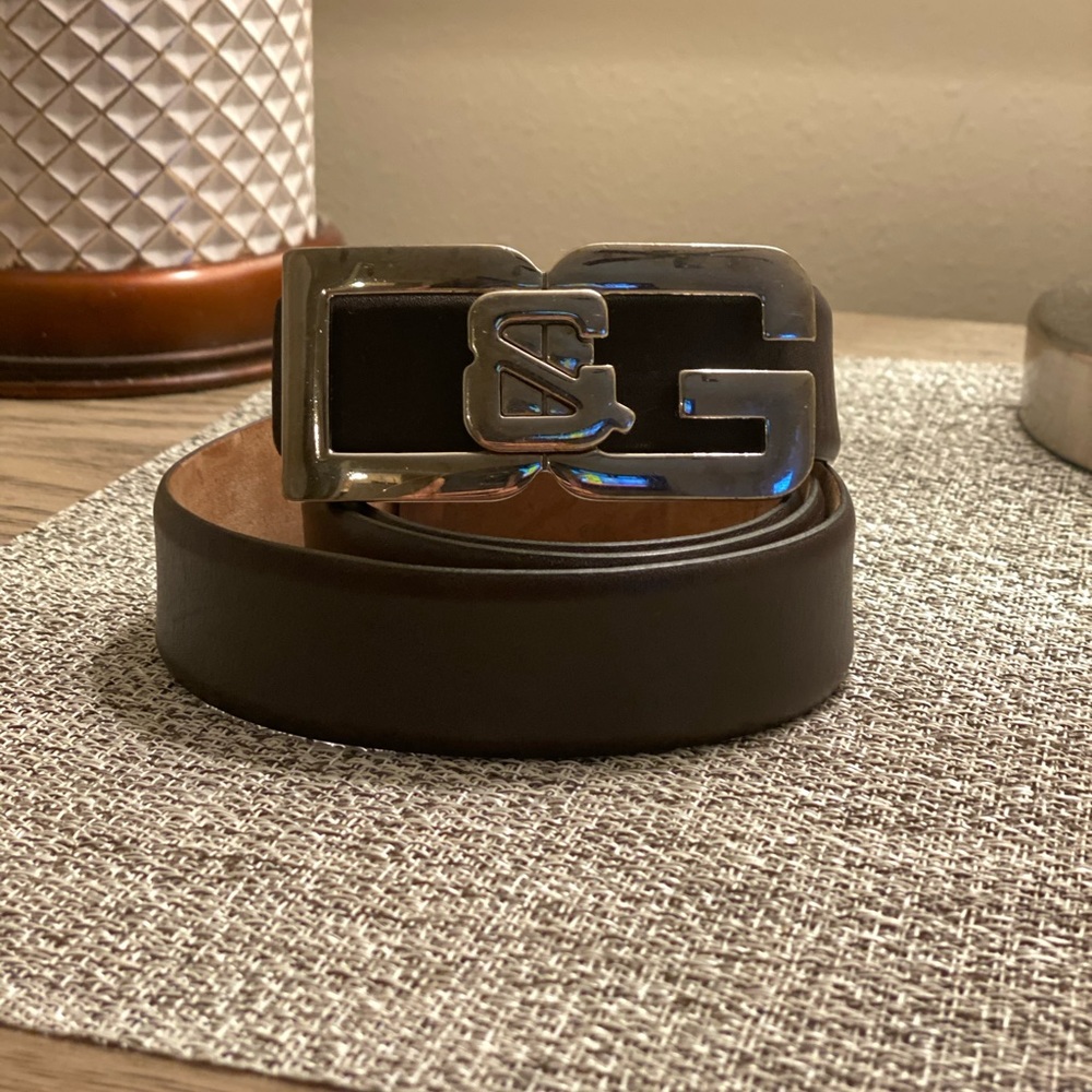 D&G Brown leather belt. Unisex size 36